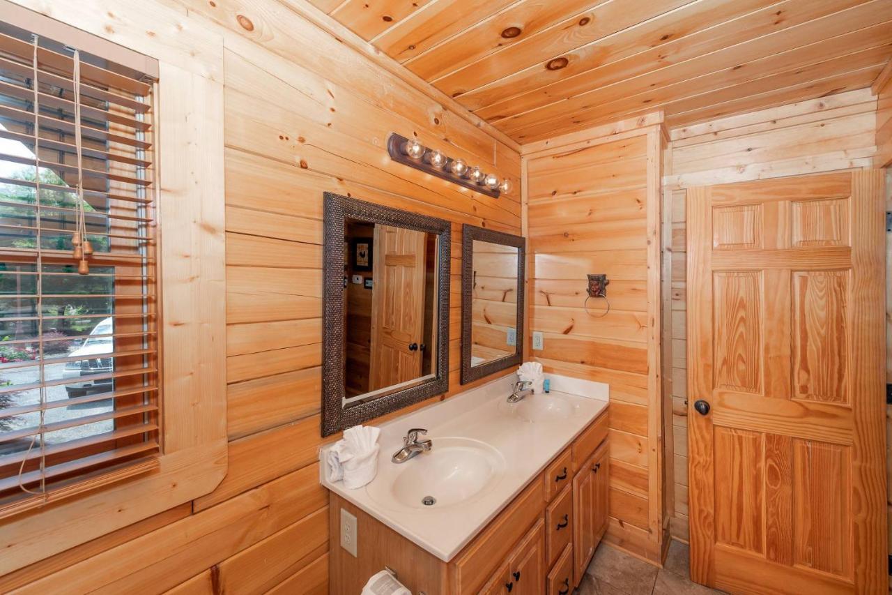Mountain Creek Lodge Пиджен Фордж Екстериор снимка