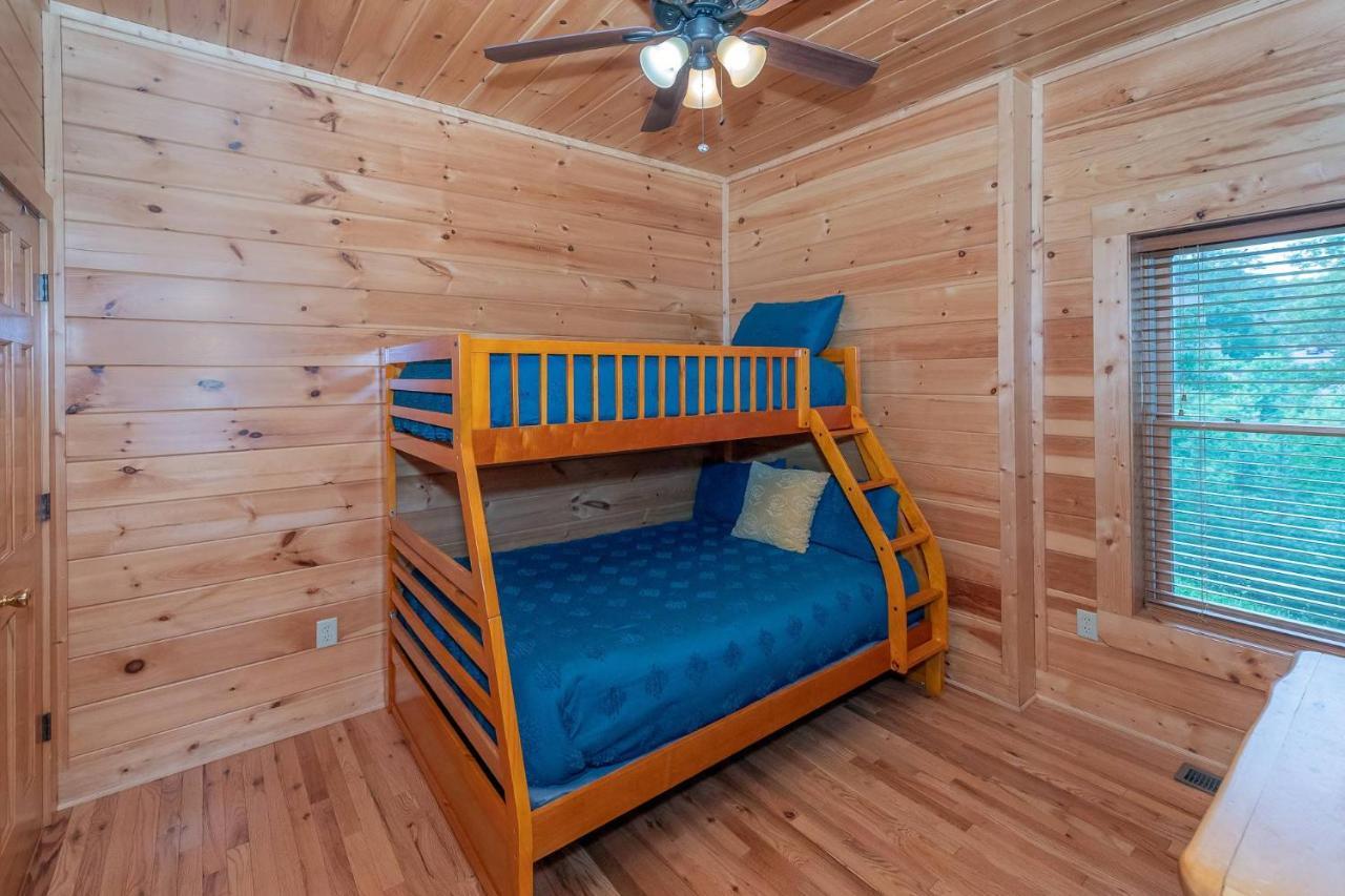 Mountain Creek Lodge Пиджен Фордж Екстериор снимка