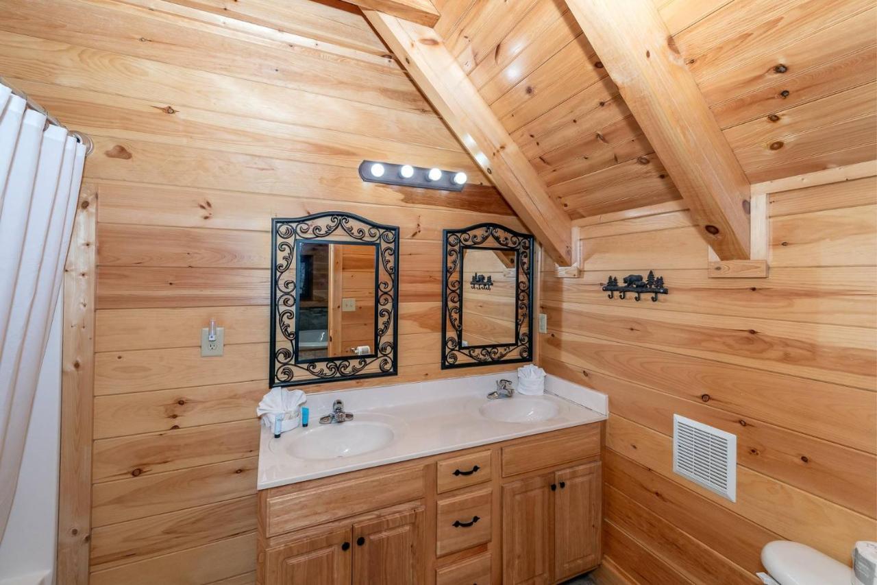 Mountain Creek Lodge Пиджен Фордж Екстериор снимка